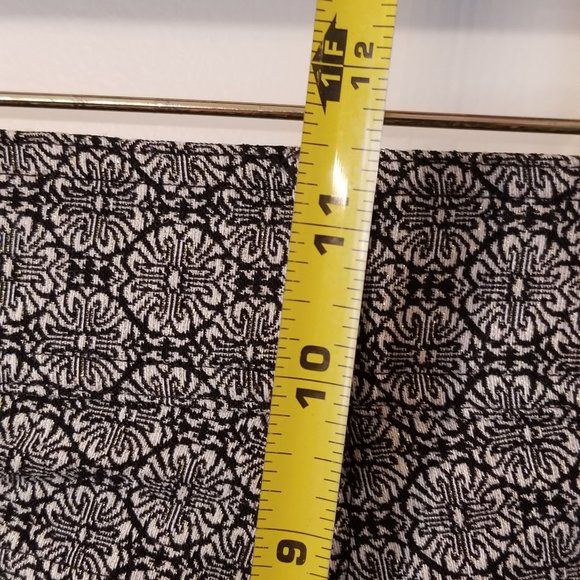 89th & Madison black & white print Stretch Straight Leg Pant Size 6 - Picture 5 of 8